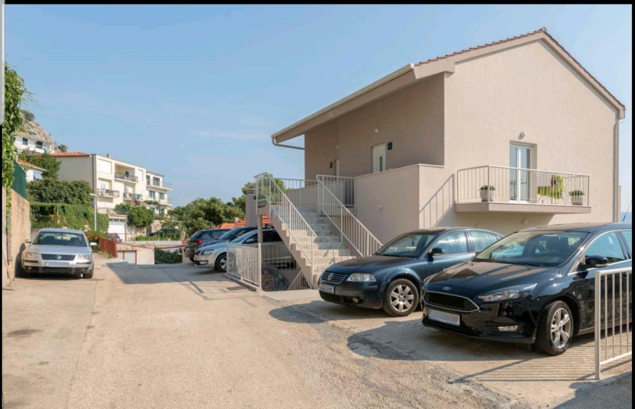 Apartments Mimac Omis Luaran gambar