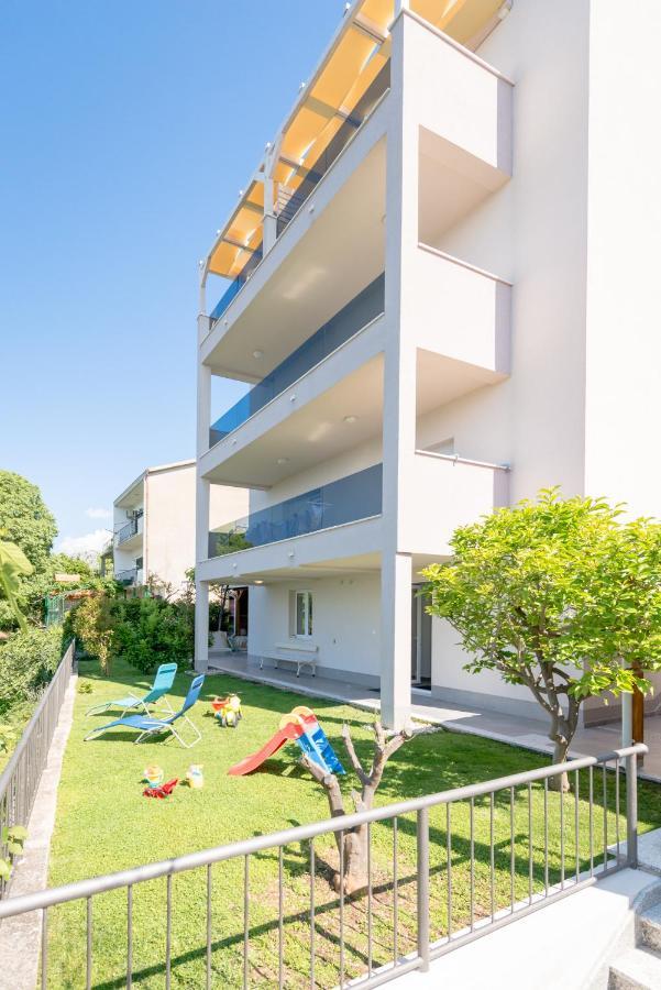 Apartments Mimac Omis Luaran gambar